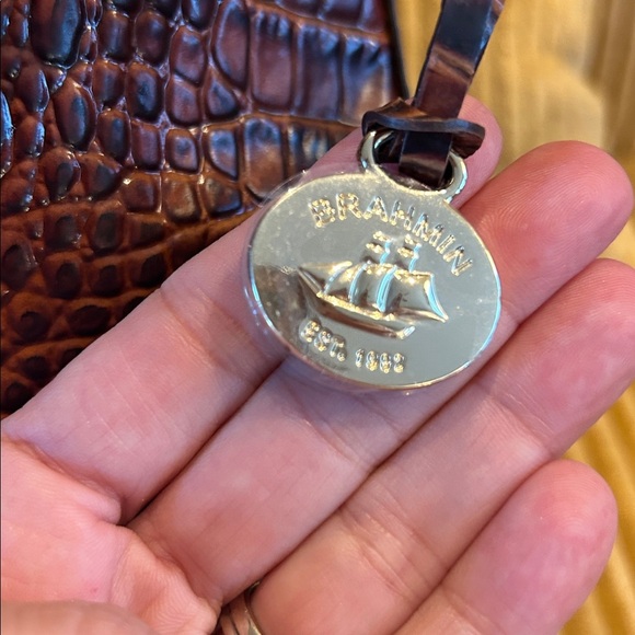 NWT Brahmin Katie Shoulder Bag | Pecan Melbourne Croc Embossed Leather - Picture 7 of 13